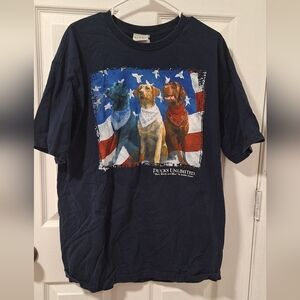 Ducks Unlimited Vintage Lab Dog Graphic T-Shirt